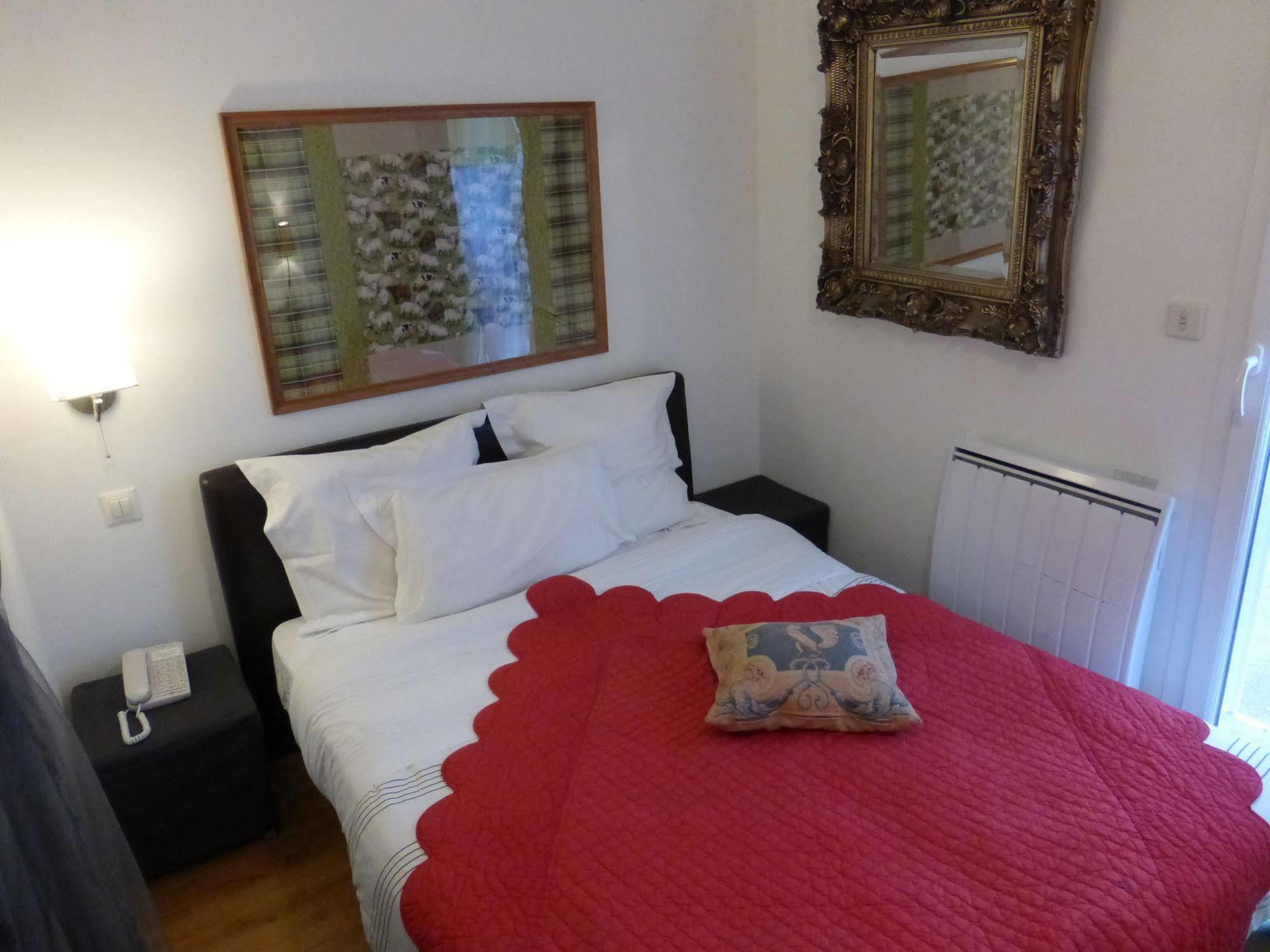 Logis Hotel La Villa Boucicaut Chalon-sur-Saône Εξωτερικό φωτογραφία