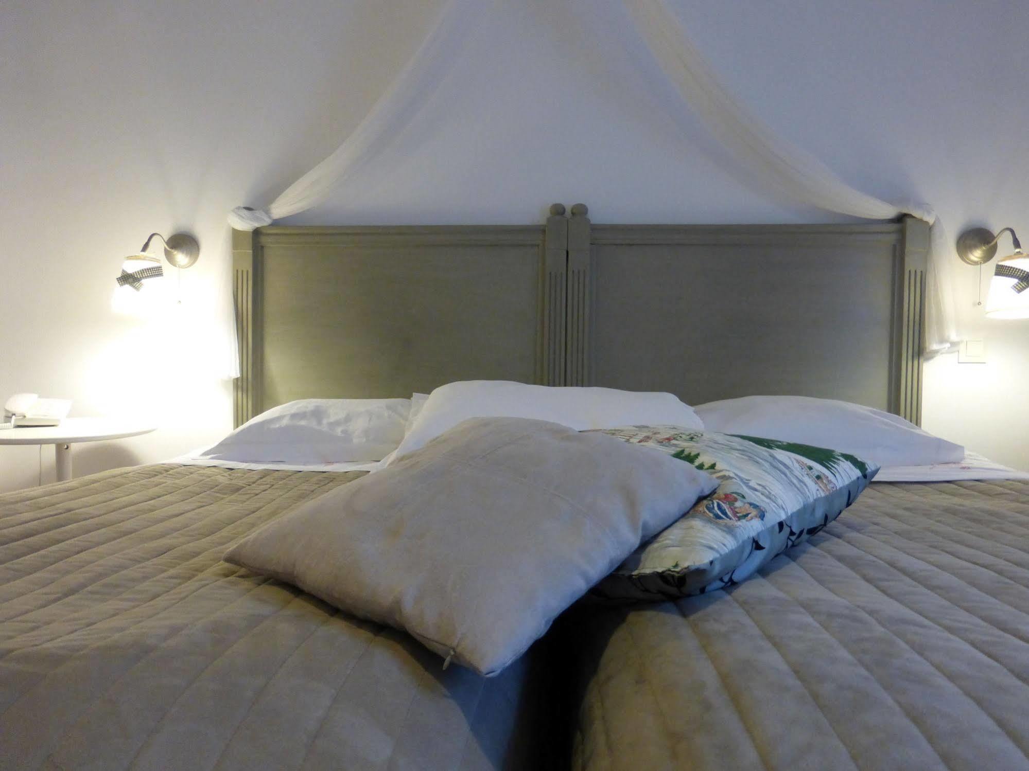 Logis Hotel La Villa Boucicaut Chalon-sur-Saône Εξωτερικό φωτογραφία