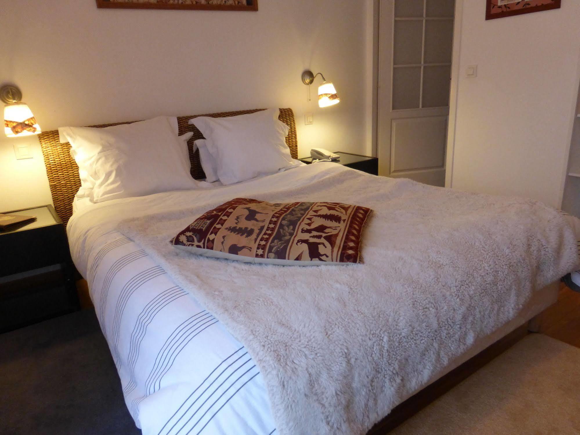 Logis Hotel La Villa Boucicaut Chalon-sur-Saône Εξωτερικό φωτογραφία