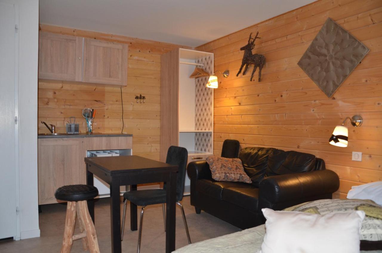 Logis Hotel La Villa Boucicaut Chalon-sur-Saône Εξωτερικό φωτογραφία